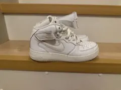 Nike Air Force 1 Mid ホワイト