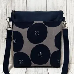 Item thumbnail for item 7172d1f2-7b83-45f8-af98-7fb34c4ededa