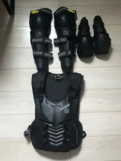 GT プロテクター セット M スノボ スノーボード - メルカリ