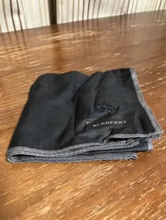 BURBERRY ブラック ハンカチ 未使用　新品　日本製　綿100% 黒