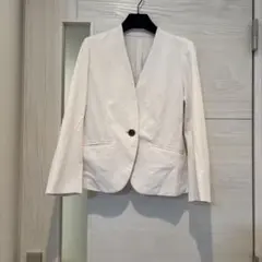 ベージュノーカラージャケット 1つボタンのサムネイル