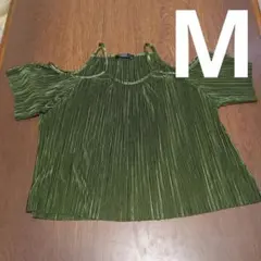 【激安‼️】アズール☆ＡＺＵＬ☆モスグリーン☆抹茶色☆プリーツ☆トップス☆
