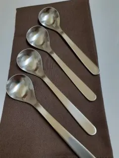 Item thumbnail for item d3f37080-b7c1-4220-a230-9bc6f786d213