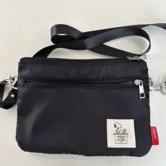 PEANUTS ナイロン ブラック サコッシュ