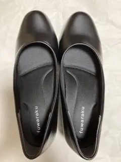 fuwaraku パンプス ブラック 23.5cmEEEのサムネイル