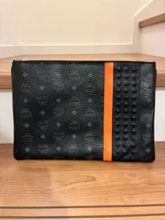 MCM 長財布 スタッズ ブラック - メルカリ