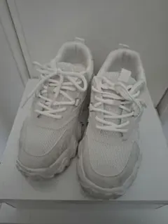 厚底ホワイトスニーカー 厚底ダッドスニーカー