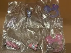 TWICE LOVELYS アクリルカラビナフロッキーマスコット モモ サナ