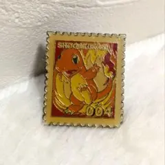 超希少ポケモンスタンプバッジ 図鑑番号004【ヒトカゲ】切手型 ピンズ