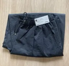 【新品・タグ付き】【GU】バレルレッグプルオンパンツQ L 黒　大人気完売商品