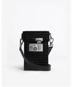 2026年最新】Dunhill ショルダーバッグの人気アイテム - メルカリ