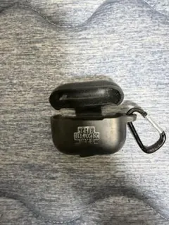 BlackEyePatch OG Label Airpods Case - メルカリ
