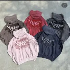 即完売 younger song ロゴジップパーカー レッドM エンブレム 刺繍