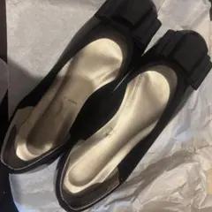 タイムセール！リボン付き黒フラットシューズ