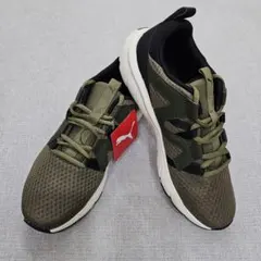 【新品】Puma オリーブグリーン スニーカー(未使用)27.0cm