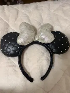 ミニーマウス耳カチューシャ 黒・シルバー