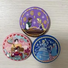 ディズニー　刺繍缶バッジ ラプンツェル　シュガーラッシュ シンデレラ