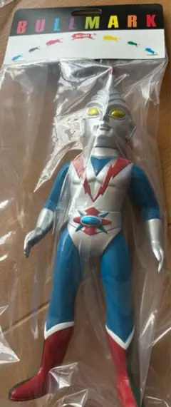 流星人間ゾーン ソフビ 当時物 約23cm 無版権 パチ フィギュア 1973年 Yahoo!オークション - 当時物 流星人間ゾーンソフビ バンダイ