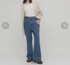 KBF ブーツカットデニムパンツ ブルー 38のサムネイル