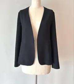 INDIVI ブラック ノーカラージャケット 長袖 卒業式　卒園式　ジャケット