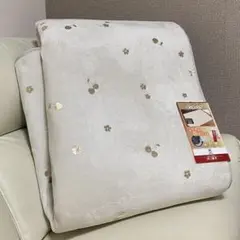 しまむら センターラグ ホワイト ゴールド キラキラ箔プリント 約三畳用 新品☆のサムネイル