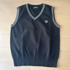 COMME CA ISM 黒 Vネック ノースリーブ ベスト