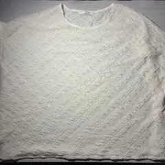アイボリー ノースリーブトップス