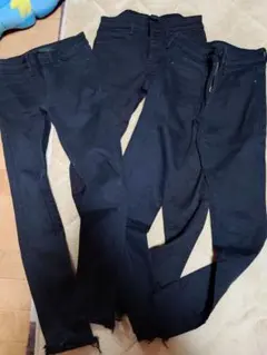 UNIQLO　ブラックスキニージーンズ 3本セット
