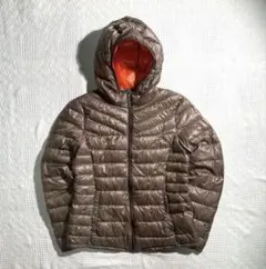 old UNIQLO ULTRA LIGHTダウン M ブラウン モンベル似