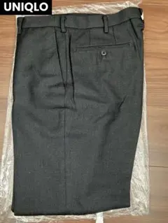 極美品）UNIQLO ウールスラックス/パンツ　ストレート　チャコールグレー