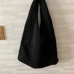 プリーツ ショルダーバッグ ブラックのサムネイル