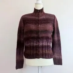 レトロスタイルスタンドカラーニットマルチカラーリブ編み前開きボタン肩パット付き