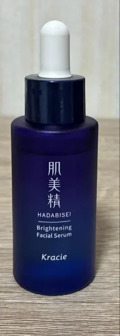 肌美精　薬用美白美容液のサムネイル