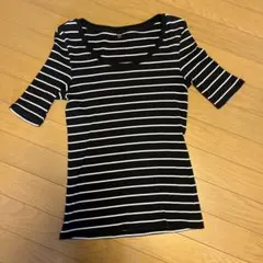 ユニクロ　ボーダートップス