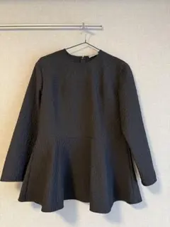 Theory luxe ブラック トップス38のサムネイル