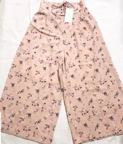 ハニーズ   Honeys   花柄ワイドパンツ    新品未使用