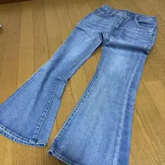 ジーンズ　ブーツカットデニム・フレアデニム・ライトブルー