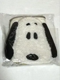 【新品未使用未開封】折りたたみポーチ スヌーピー ふわもこ