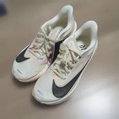 Nike ZoomX スニーカー クリーム/ブラック/ピンク　22.5cm