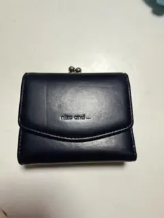 niko and... 三つ折り財布 がま口 ブラックのサムネイル
