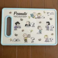 スヌーピー カッティングボード　まな板　★新品★のサムネイル