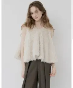 maison de Dolce. メゾンドドルチェ ウォッシャブルファーベスト Maison de Dolceウォッシャブルファーベスト WEB限定】フェイク