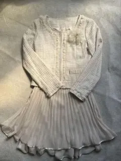 フォーマルスーツ⭐︎オシャレコサージュ付き⭐︎