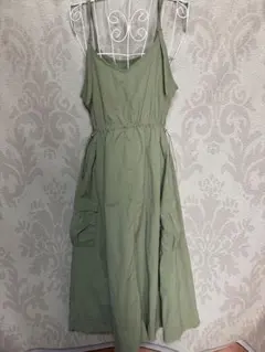オリーブグリーン キャミワンピース