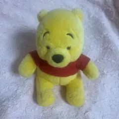 定価3,300円　Disney公式　くまのプーさん ぬいぐるみ