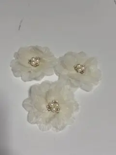 SHEIN 花モチーフブローチ 3個セットのサムネイル