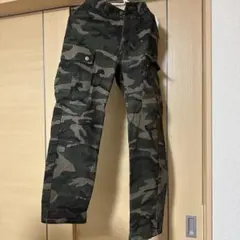 ズボン　カーゴパンツ