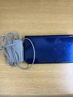New 3DS LL ネイビー 本体とACアダプター付き