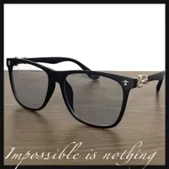 人気ウェリントンサングラス　ライトグレーサングラス　ケース付き　偏光