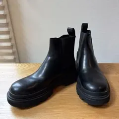 ZARA サイドゴアブーツ ブラック 黒 39 合成皮革 厚底のサムネイル